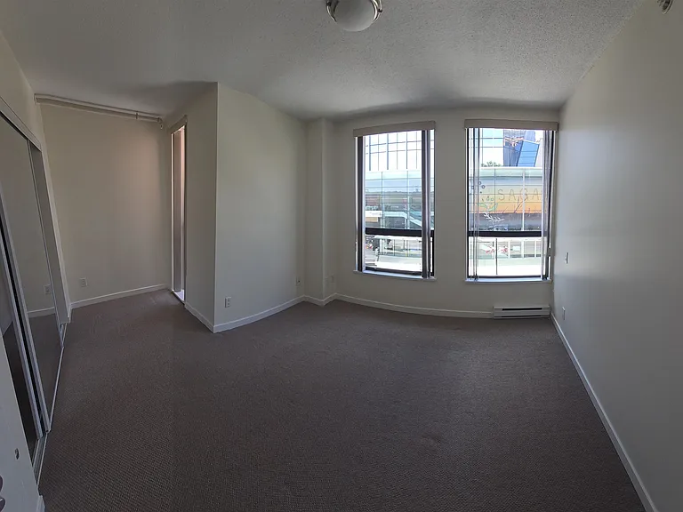14 Begbie St #301 — Photo 18