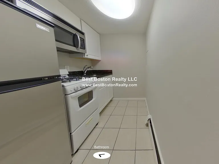 120 Charles St #1 — Photo 7