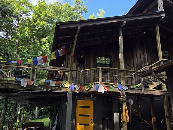 5th image of 65 Trapper Ln