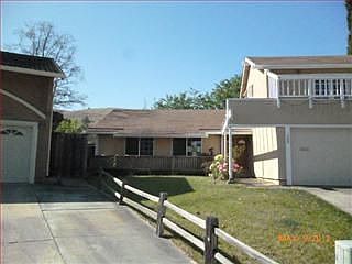 2nd image of 390 Jai Dr