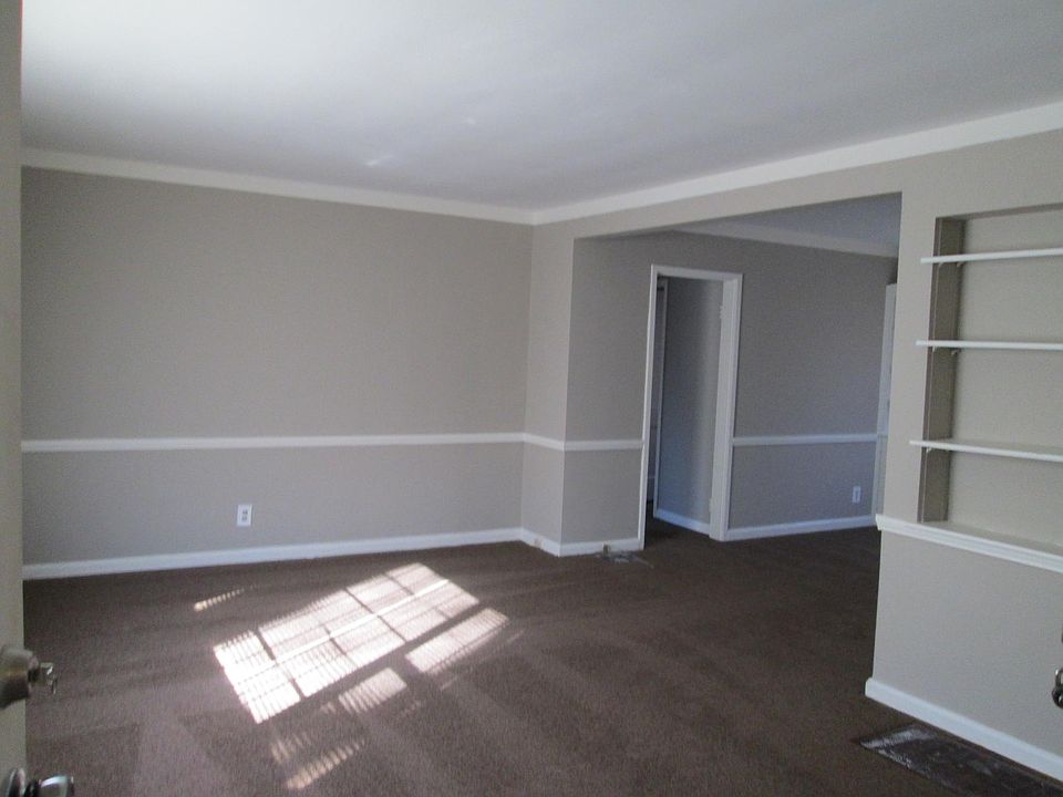 1st image of 270 Mayfair Blvd APT B