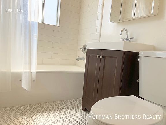 2nd image of 1525 Cassil Pl APT 103