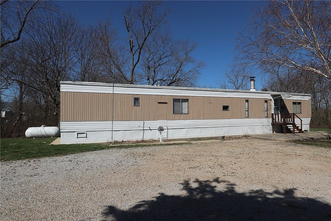 1675 County Highway 42, Shelbyville, IL 62565 Zillow