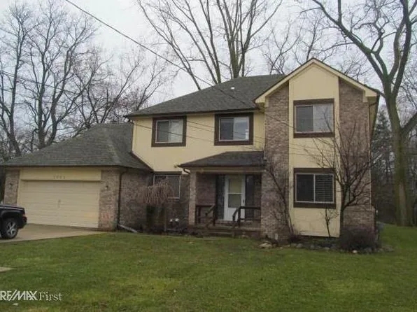 4882 25 Mile Rd, Utica, MI 48316