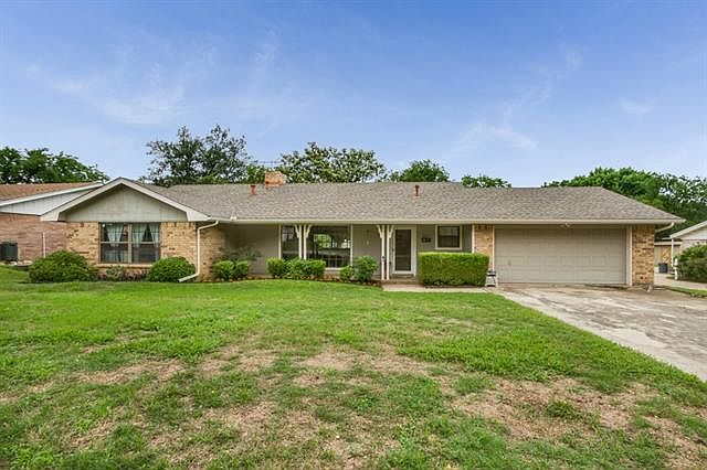 1st image of 3713 Dawn Dr