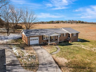 1099 Crisp Springs Rd, McMinnville, TN, 37110