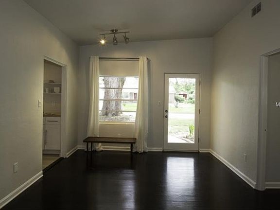 4th image of 1809 Paloma Ave