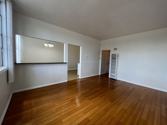 5th image of 1661 W 182nd St #65-10