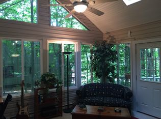 151 Safro Ct, Pocono Lake, PA 18347