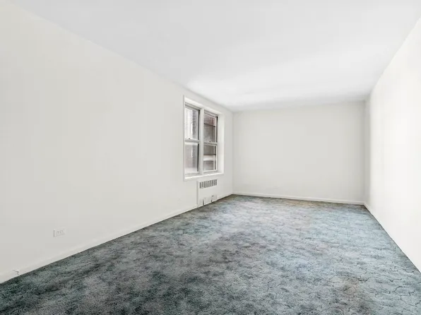 33-05 92nd Street image 1 of 6