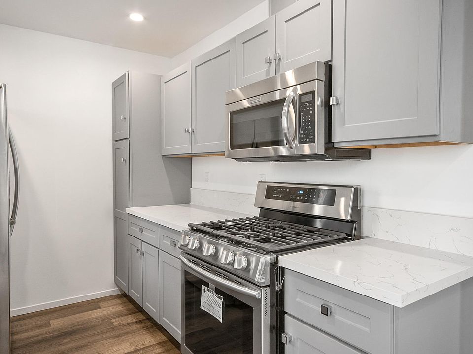 1st image of 1322 N Vista St #4