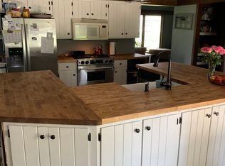 310 S Oak St, Forrest, IL 61741