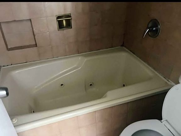 2nd image of 2713 Lemontree Ln