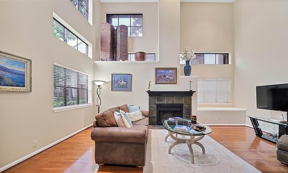 1st image of 2630 Bering Dr #2630