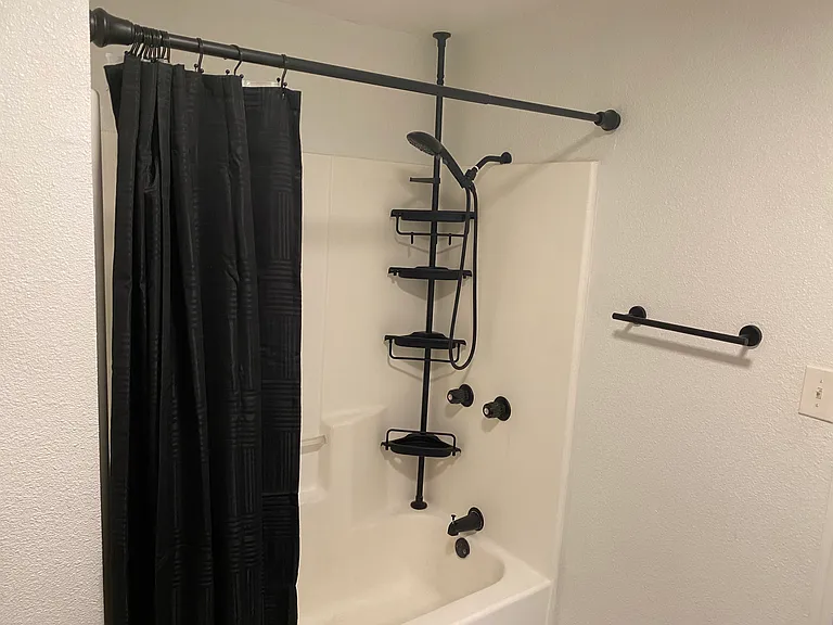 5415 Buena Vista St #3 — Photo 15