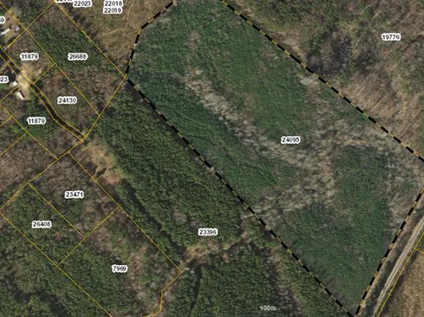 Spencer Ln, Halifax, VA 24558