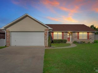 2121 Coral Creek Dr, Pensacola, FL 32506