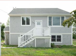 23 Herbert Dr, Narragansett, RI 02882