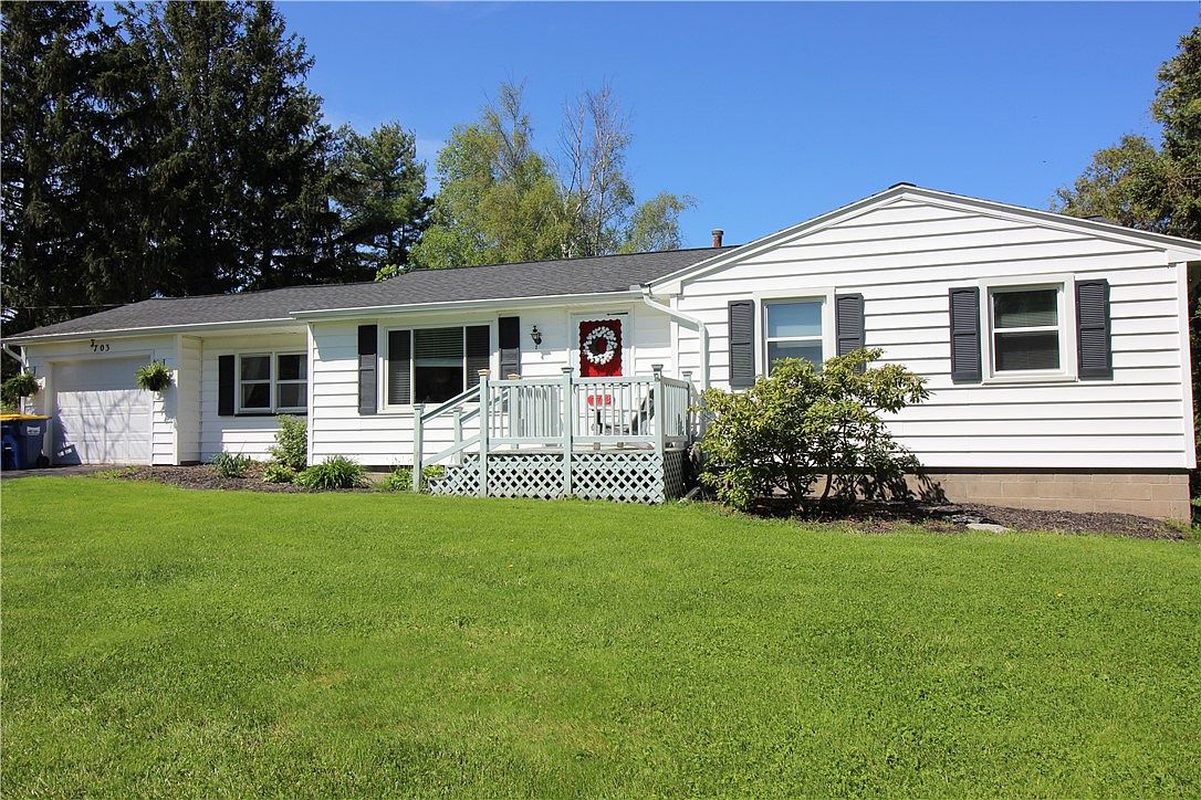7703 Roder Pkwy, Ontario, NY 14519 | Zillow