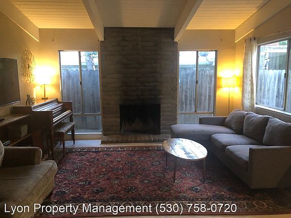 3rd image of 2114 Espana Ct