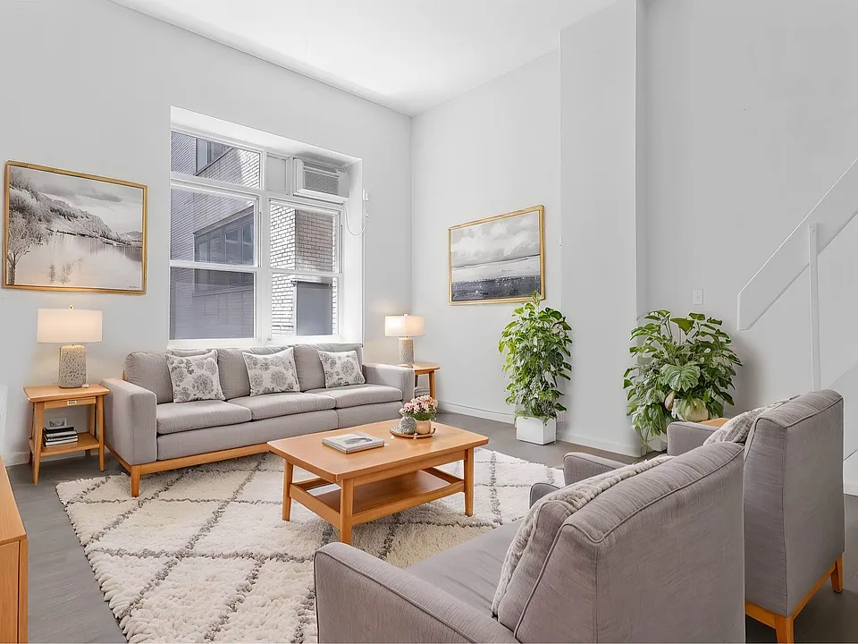 88 Fulton St #409