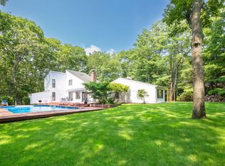 37 Diane Dr, East Hampton, NY 11937