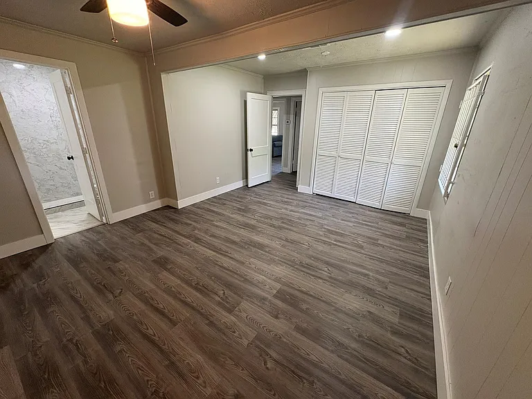 6716 Saint Augustine St — Photo 15