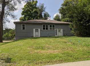 2216 Girard St, Leavenworth, KS 66048