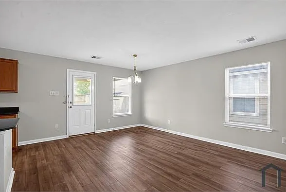 2923 Beacon Grove St — Photo 23
