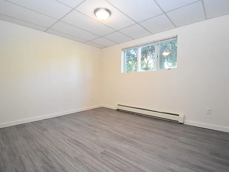 805 W Villard St #1 — Photo 12