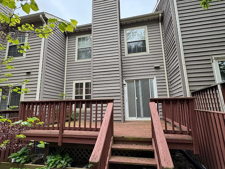 9324 Town Place Dr — Photo 20