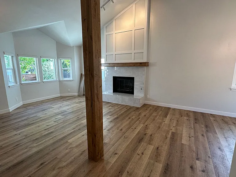 417 Woodbridge St — Photo 8