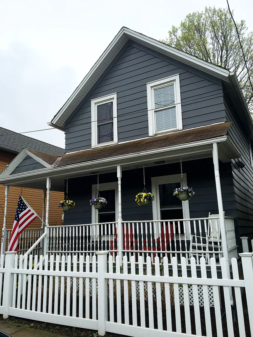 781 Starkweather Ave photo 1