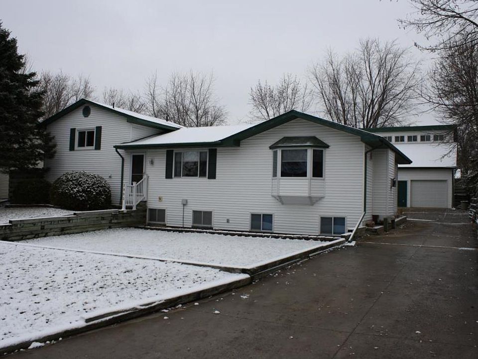 1st image of 3803 225th Ln NW