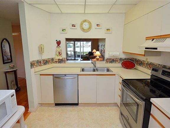 4th image of 6860 SE Constitution Blvd APT 104