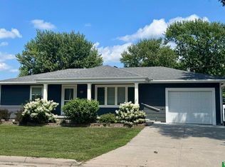 520 N Ohio Ave, York, NE 68467