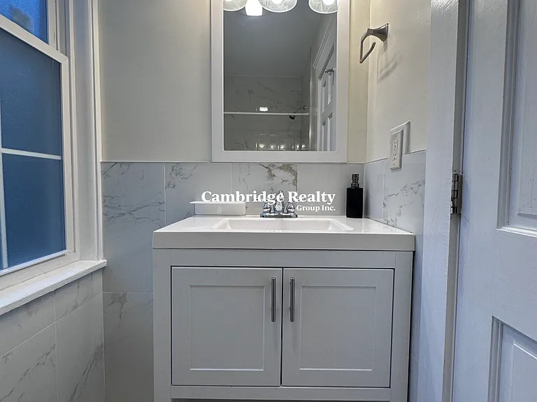17 Fayette St #6 — Photo 9