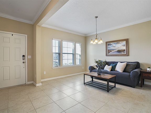3rd image of 105 Athens Dr