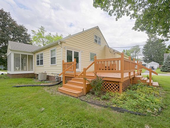 4th image of 429 Elliott Ct