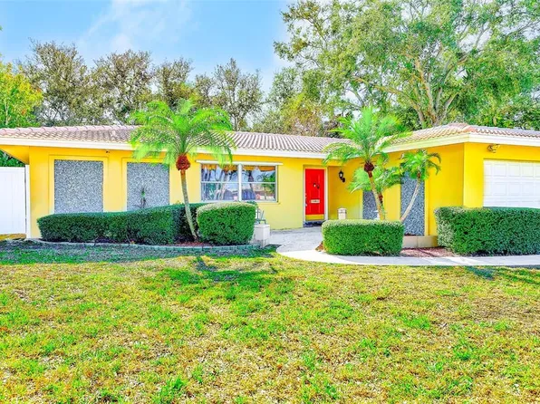 14690 Imperial Point Dr S, Largo, FL 33774