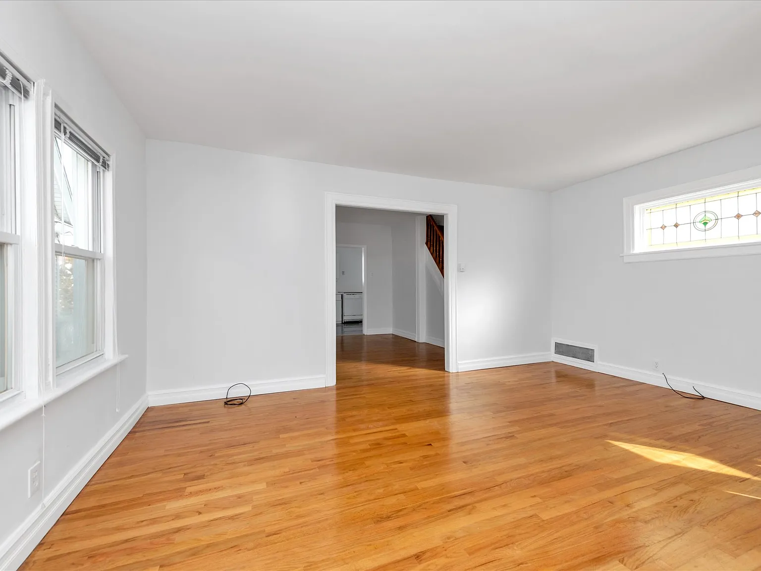 70-15 Manse Street — Photo 3