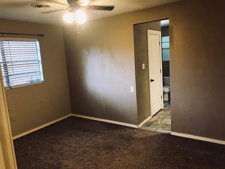 707 S Haugh Ave — Photo 12