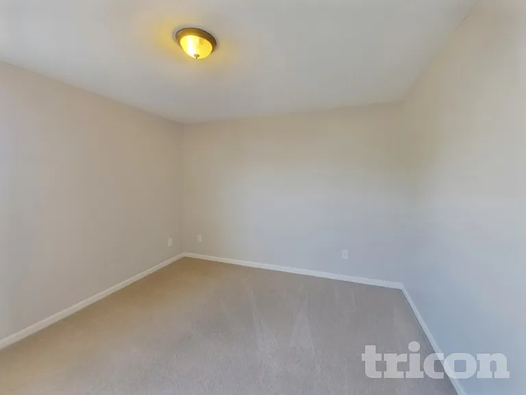 142 Quiet Grove Dr — Photo 13