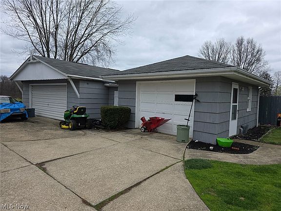 2nd image of 3605 Birchdale Rd NW