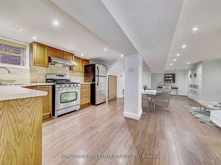 87 Dawes Rd #LOWER — Photo 11