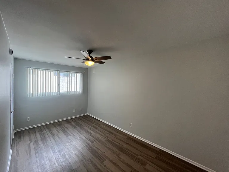 11937 Avon Way — Photo 14