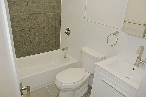 Rented by Boerum Hill Realty | media 40