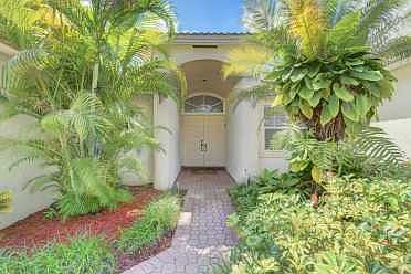 Home For Sale In Boca Landings