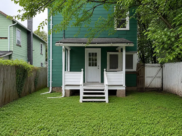 1435 Scott St — Photo 10