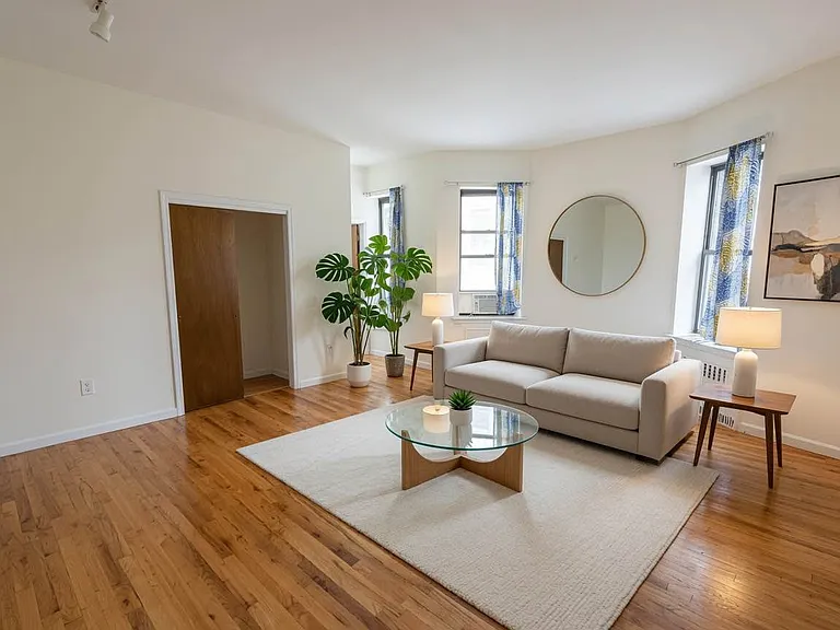 162 W 80th St #5G — Photo 2